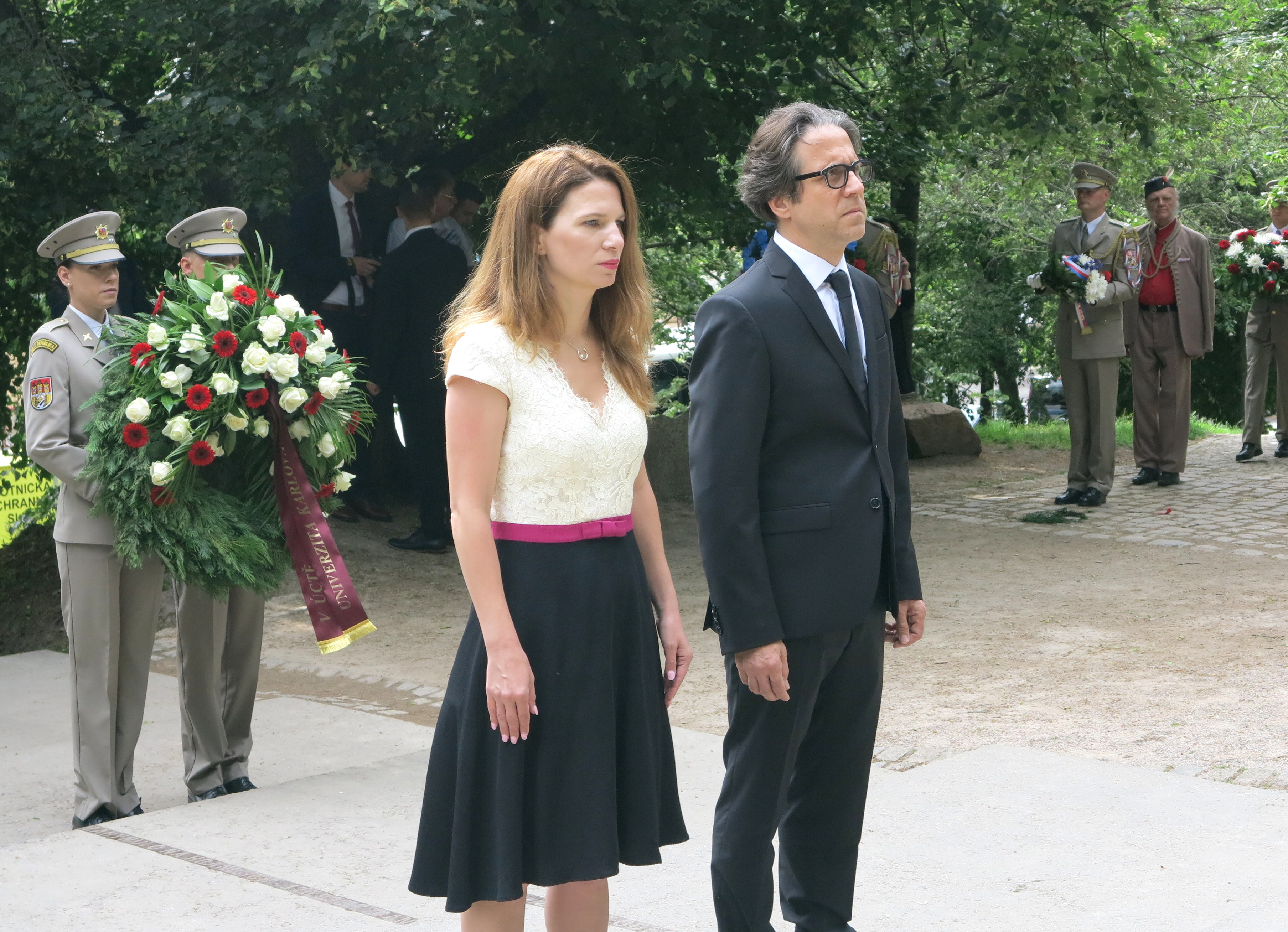 Dnes jsme si připomněli Den památky obětí komunismu 1 Pietn%C3%AD akt 27.6. 23 v%C3%BDb%C4%9Br 14