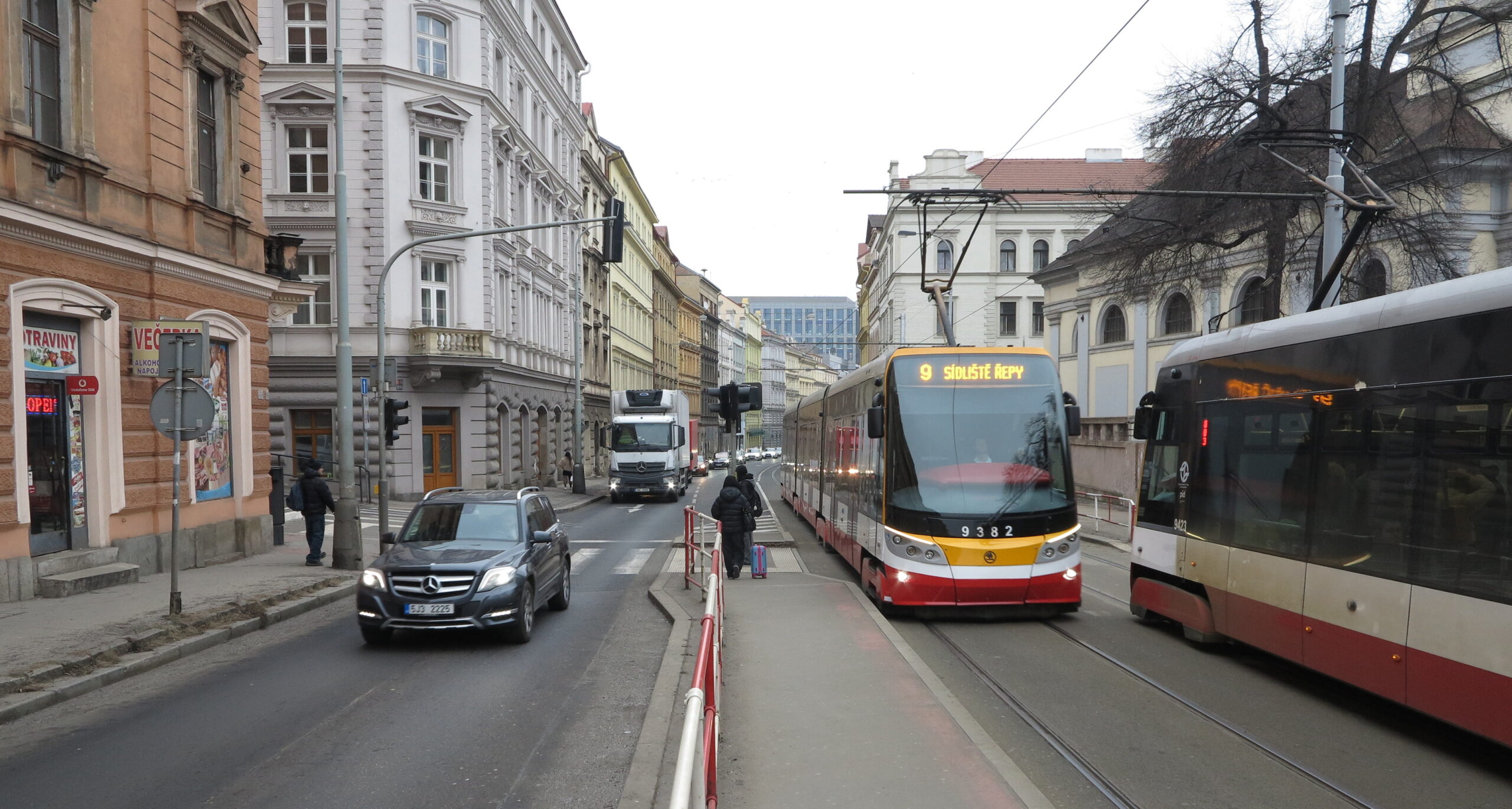 Praha 5: S uzavřením Plzeňské zásadně nesouhlasíme