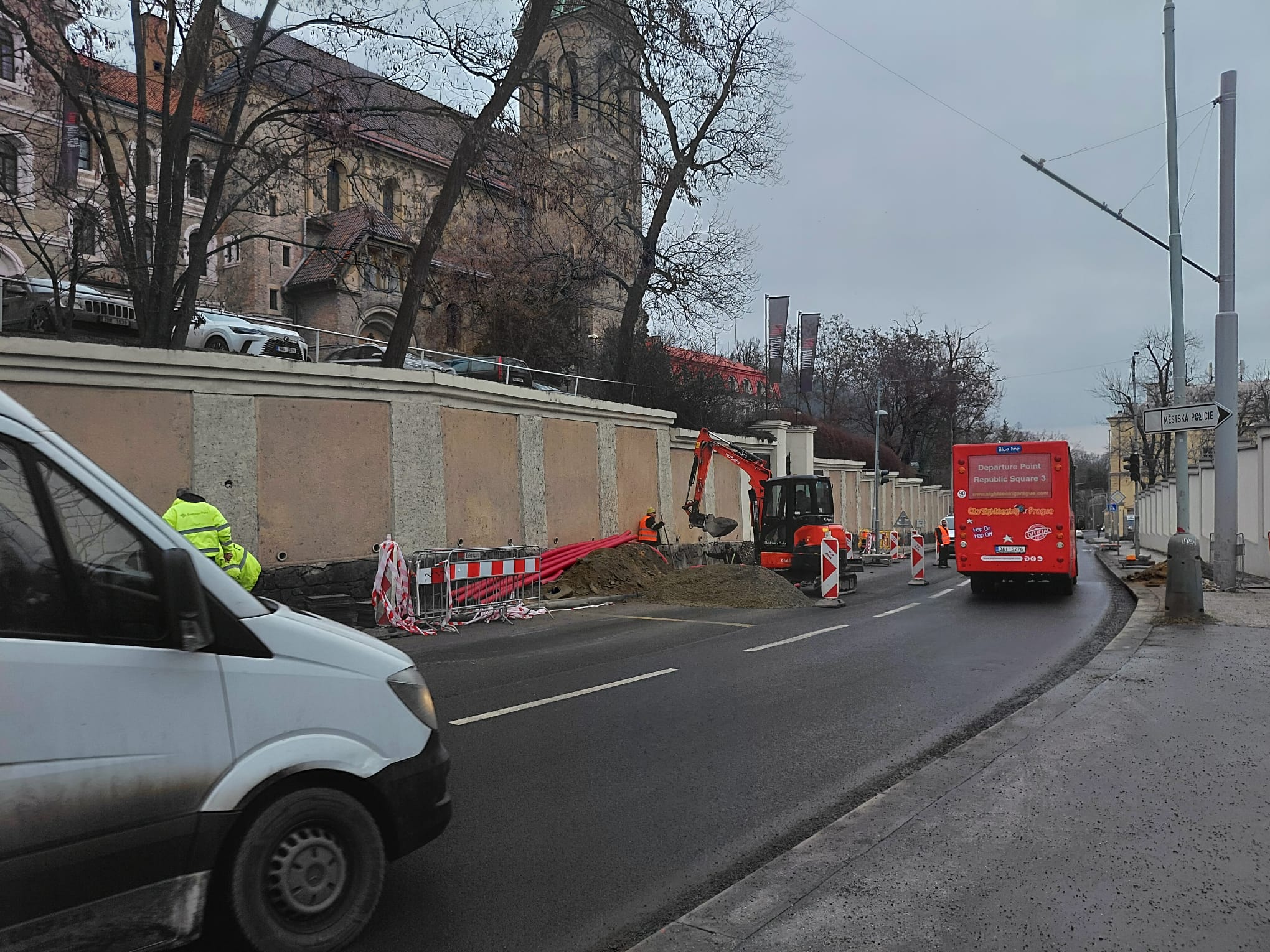 Pozor na další omezení v Holečkově