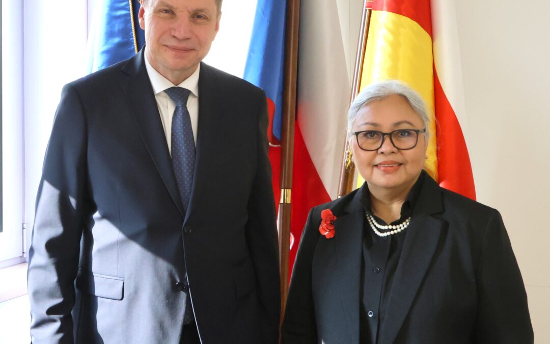 Indonéská velvyslankyně navštívila smíchovskou radnici