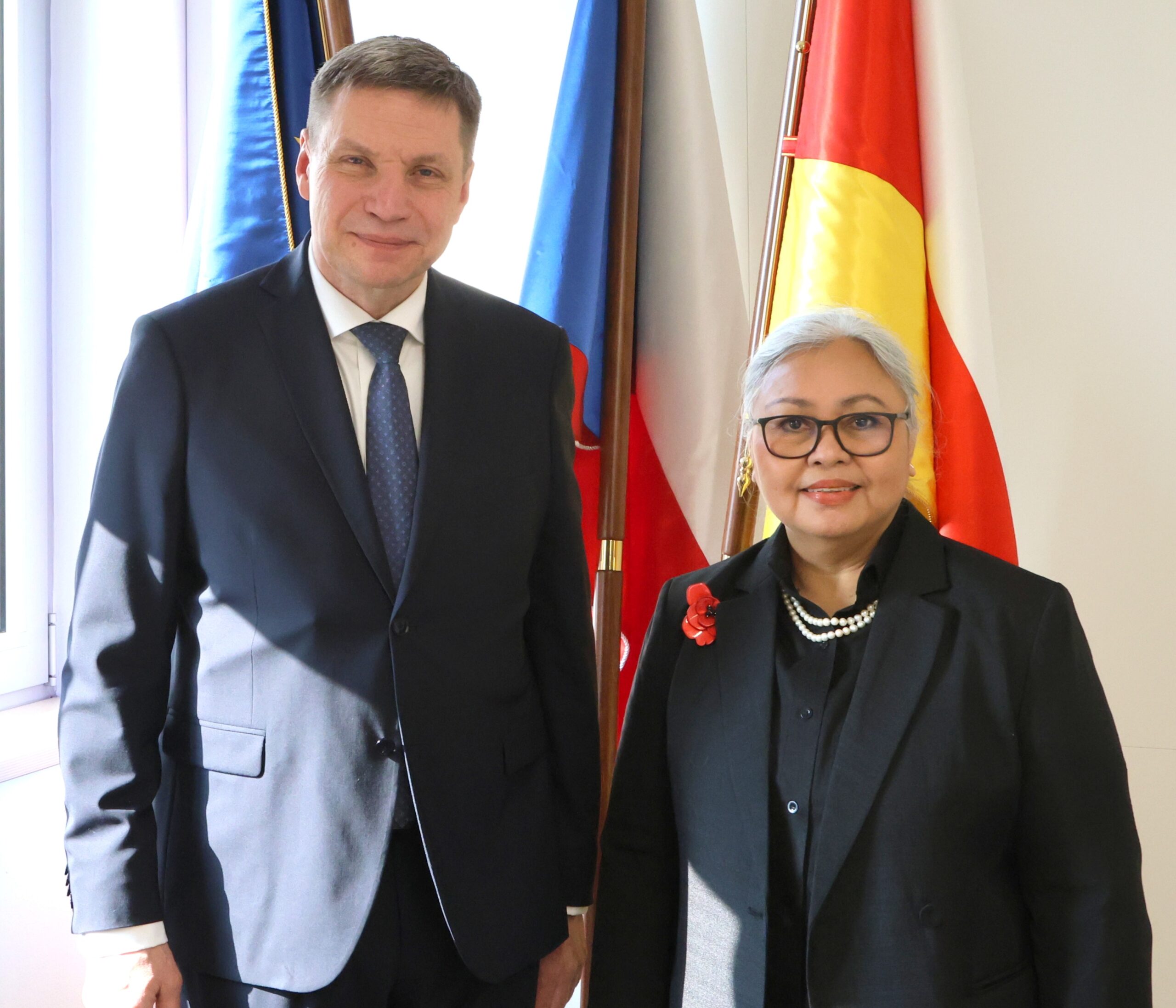 Indonéská velvyslankyně navštívila smíchovskou radnici