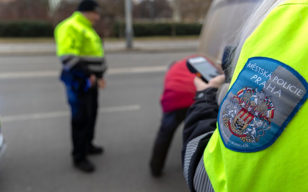 Praha 5 podpoří strážníky