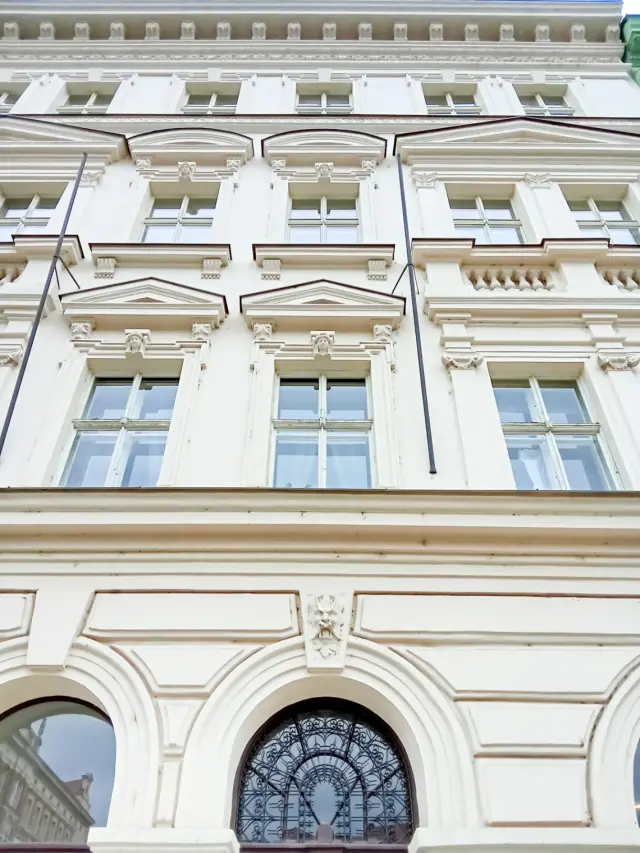 Praha 5 nabízí k pronájmu sedm bytů