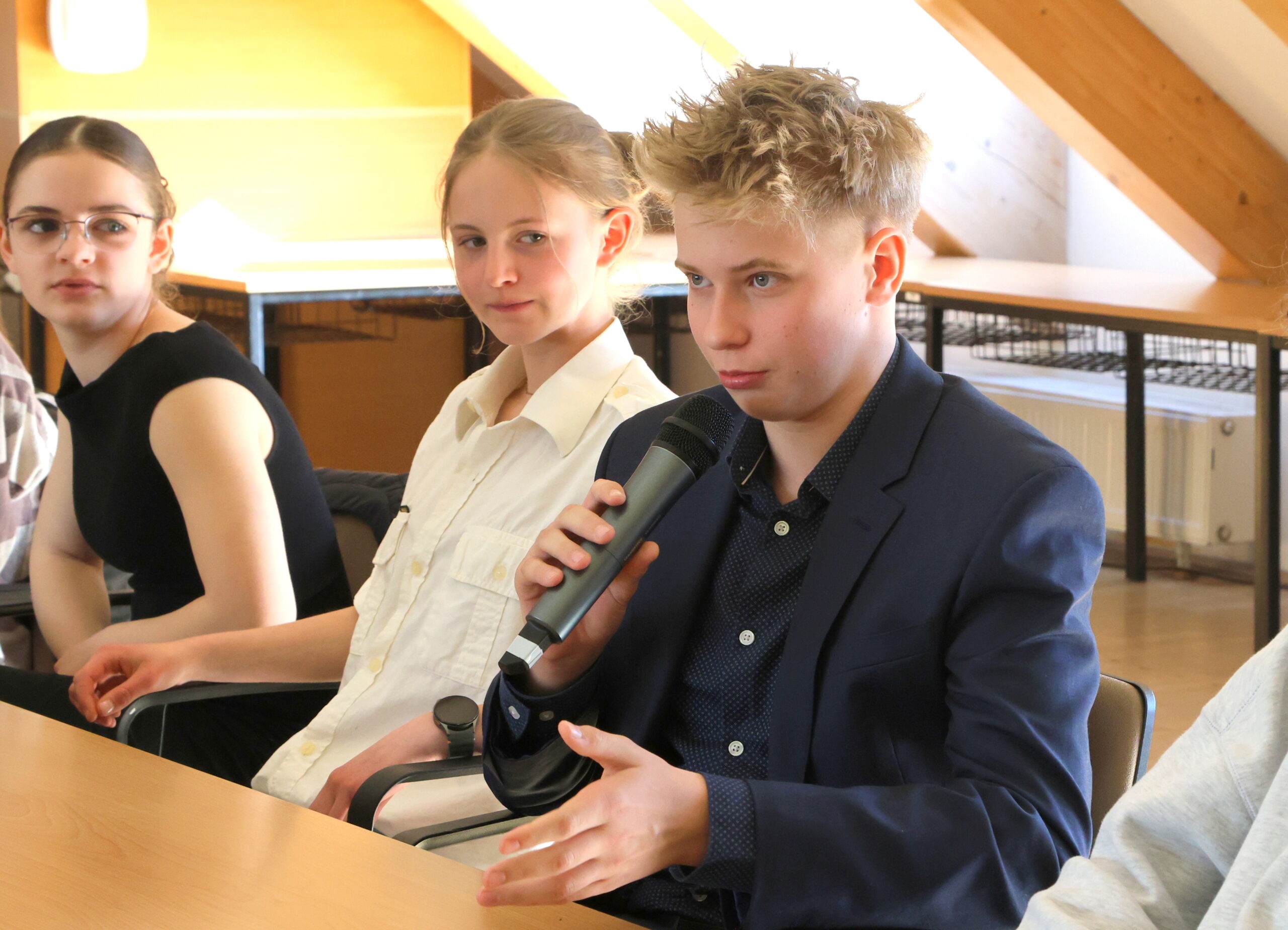 Setkani skolaku se zastupci samospravy 25 scaled