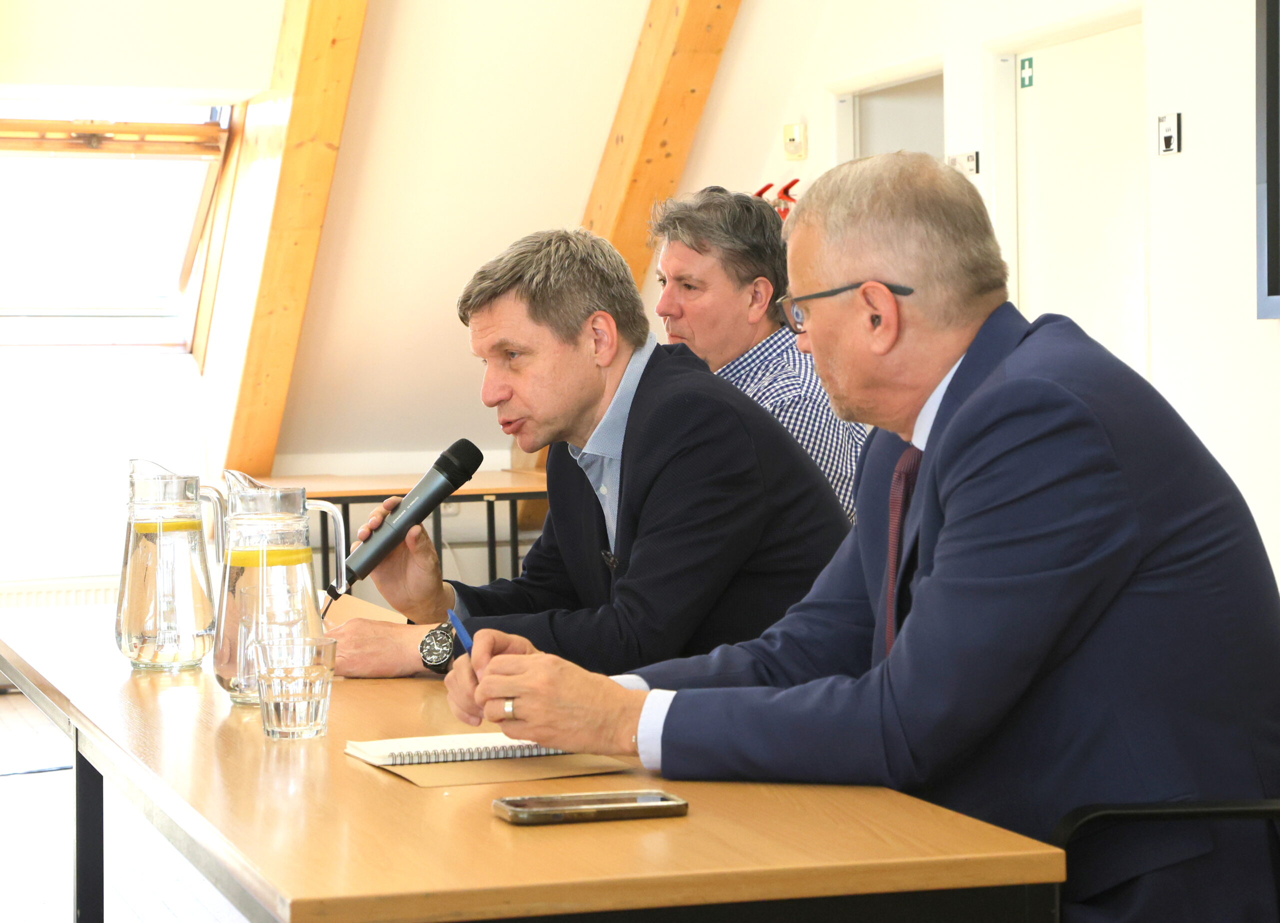 Setkani skolaku se zastupci samospravy 4 scaled