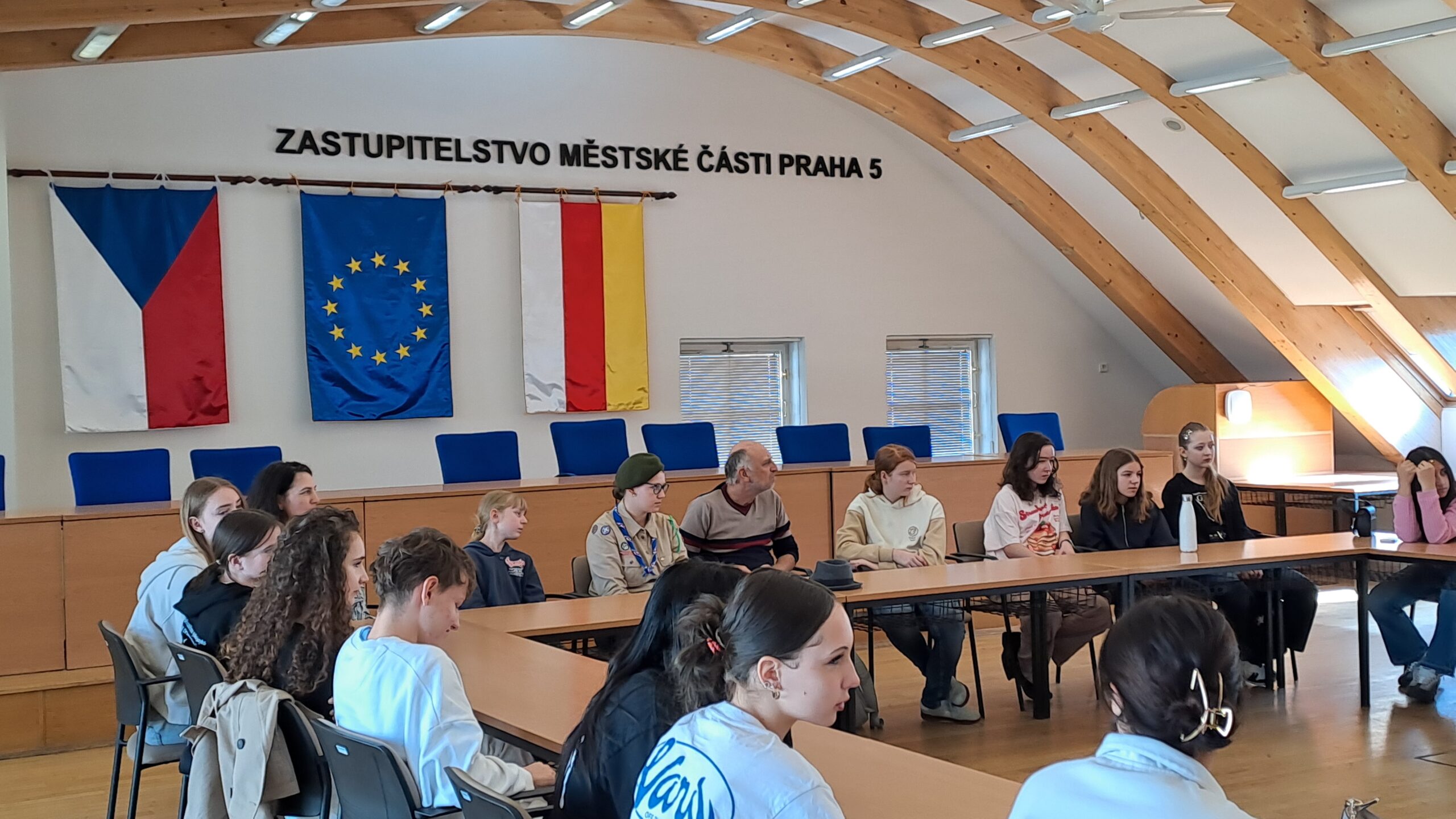 Evropa Roberta Schumana: školáci debatovali se starostou, exministrem i tajemníkem