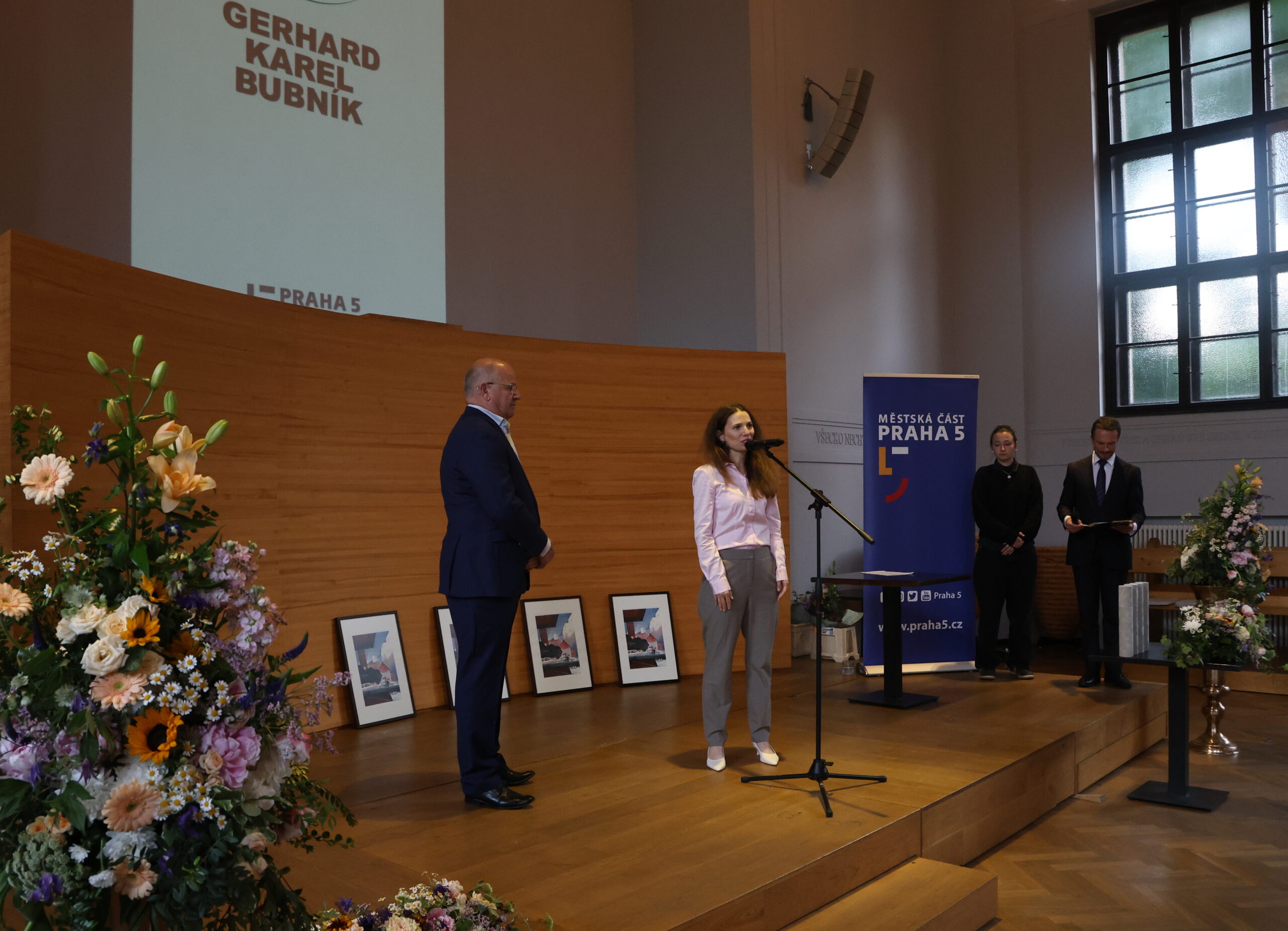 Praha 5 předala ocenění Čestný občan 8 Udeleni cestneho obcanstvi 18.5. 26 45 scaled