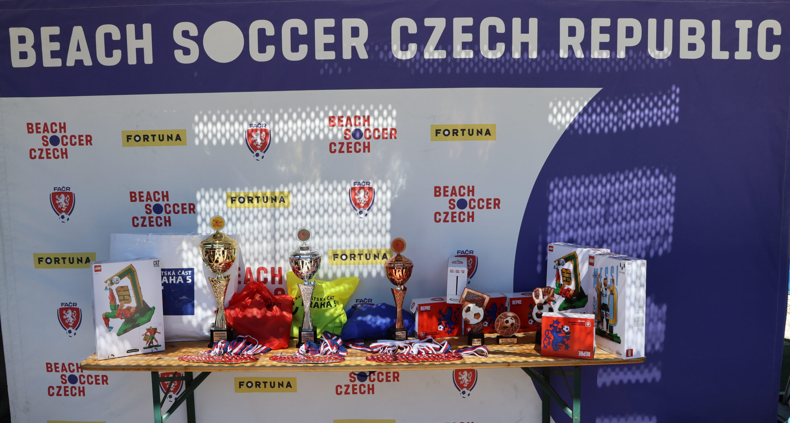 Školáci poměřili síly plážovém fotbale