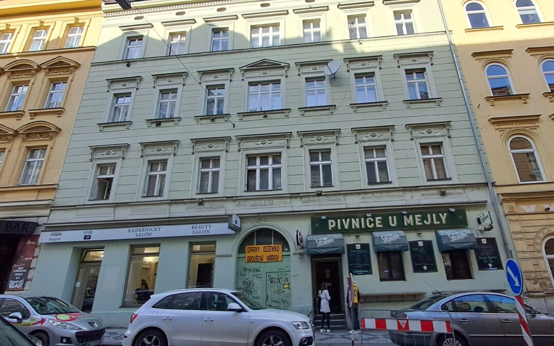 Praha 5 získá od města peníze na opravu bytových domů