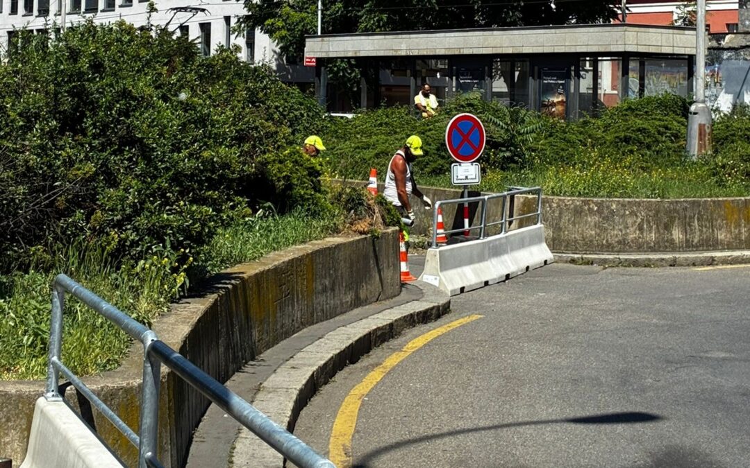 Prostor před smíchovským nádražím je bezpečnější